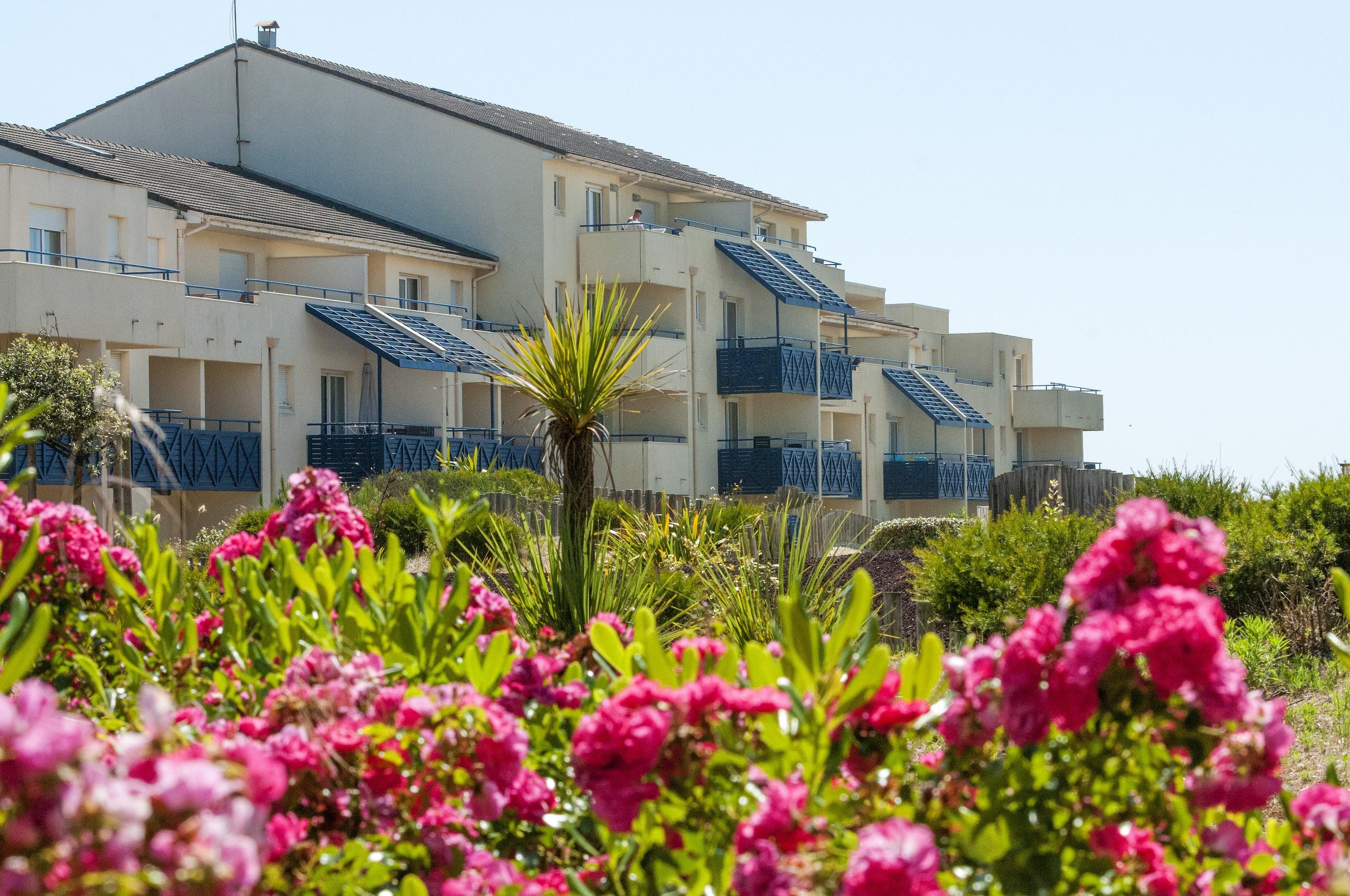 Residence Pierre & Vacances Bleu Marine ลากาโน ภายนอก รูปภาพ