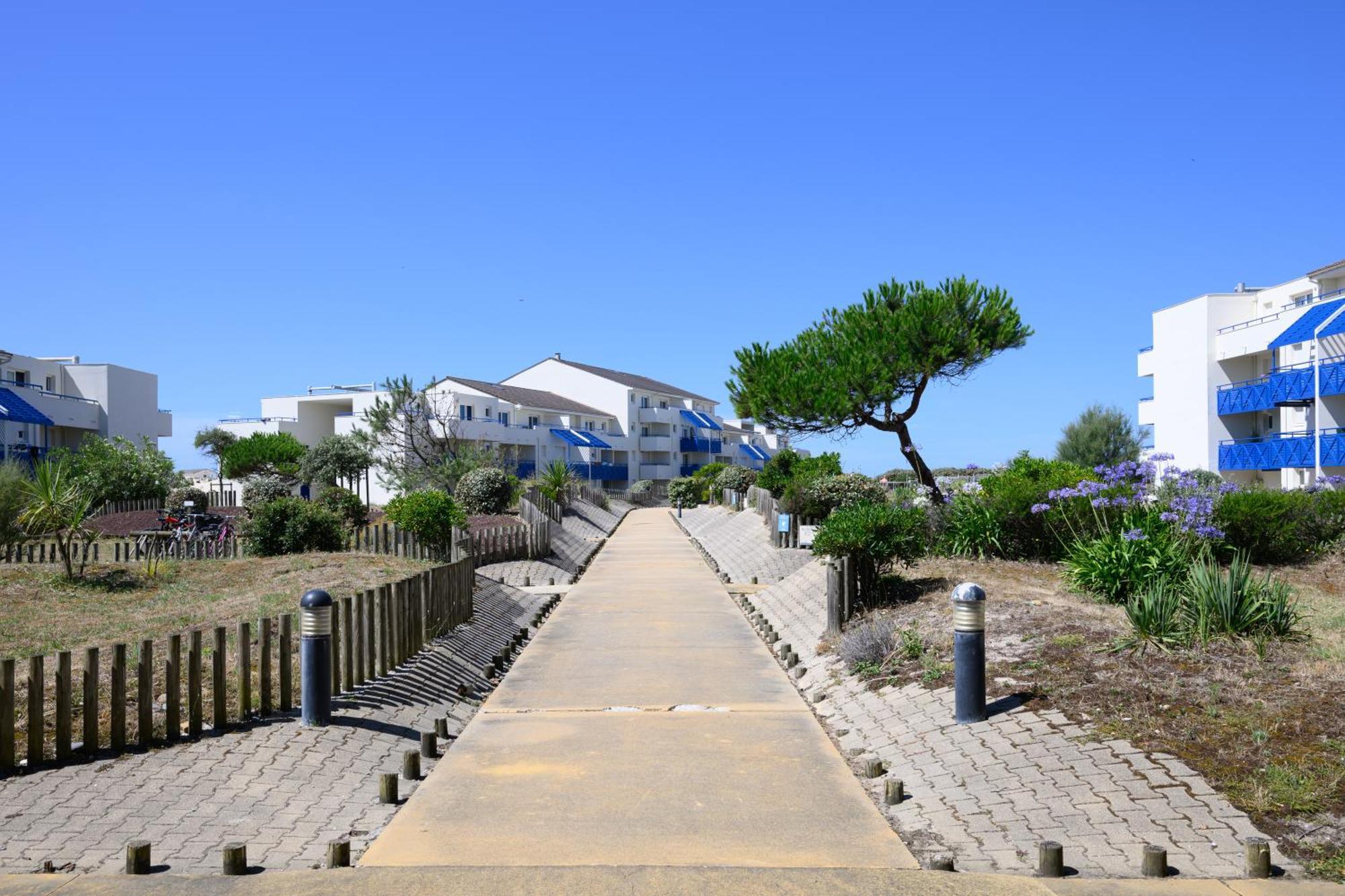 Residence Pierre & Vacances Bleu Marine ลากาโน ภายนอก รูปภาพ