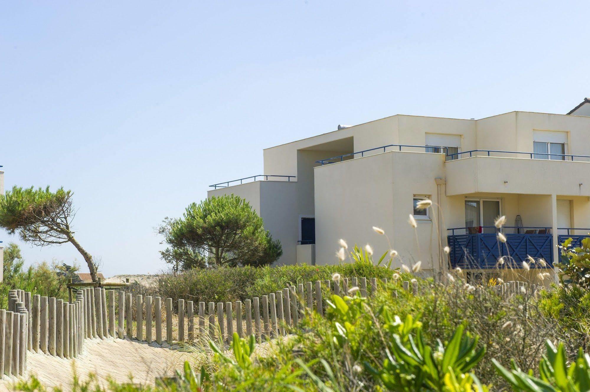 Residence Pierre & Vacances Bleu Marine ลากาโน ภายนอก รูปภาพ